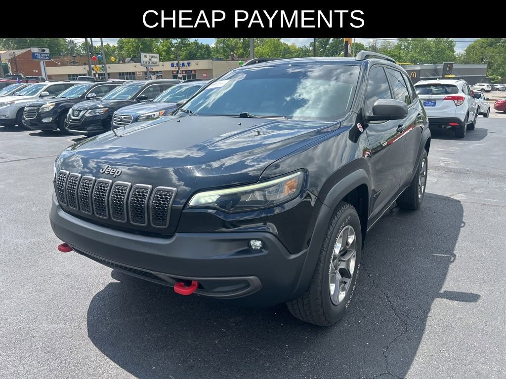 Used 2019 Jeep Cherokee Trailhawk AWD/4WD image 3