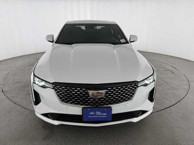 Used 2026 Cadillac CT4 Premium Luxury RWD image 2