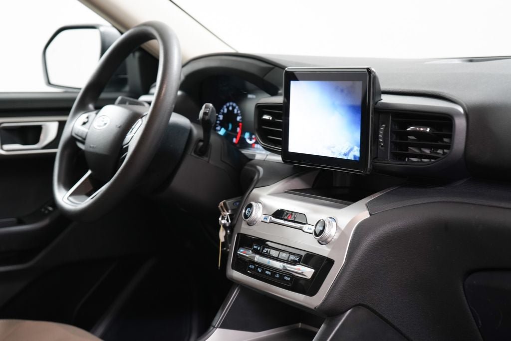 Certified 2022 Ford Explorer 4WD image 26