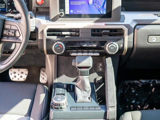 Used 2024 Toyota Tacoma TRD Sport image 29