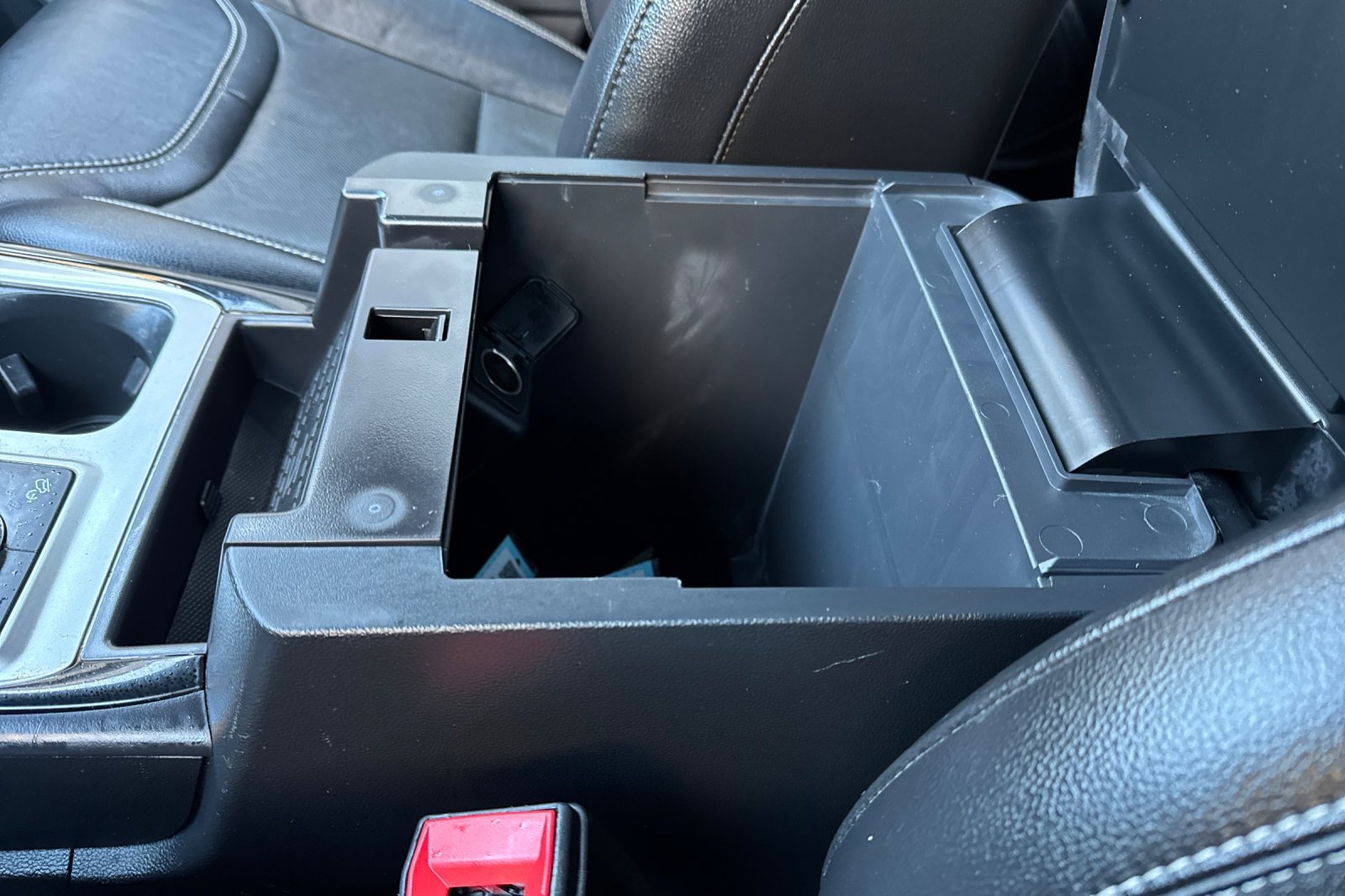 Certified 2022 Ford Explorer ST w/ Equipment Group 401A image 34