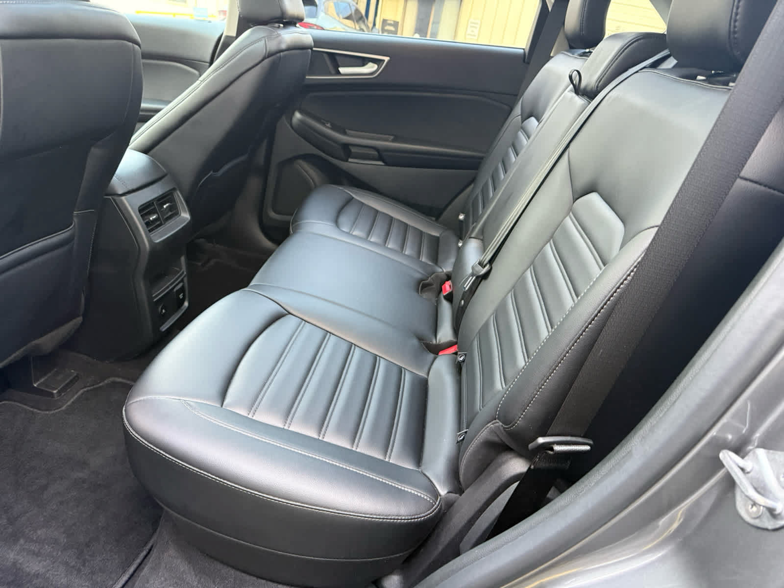 Certified 2023 Ford Edge SEL w/ Convenience Package AWD/4WD image 5