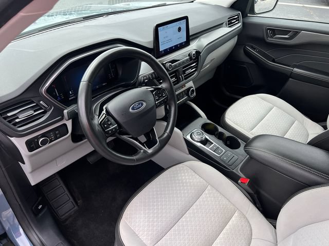 Certified 2024 Ford Escape Active w/ Cold Weather Package FWD image 28
