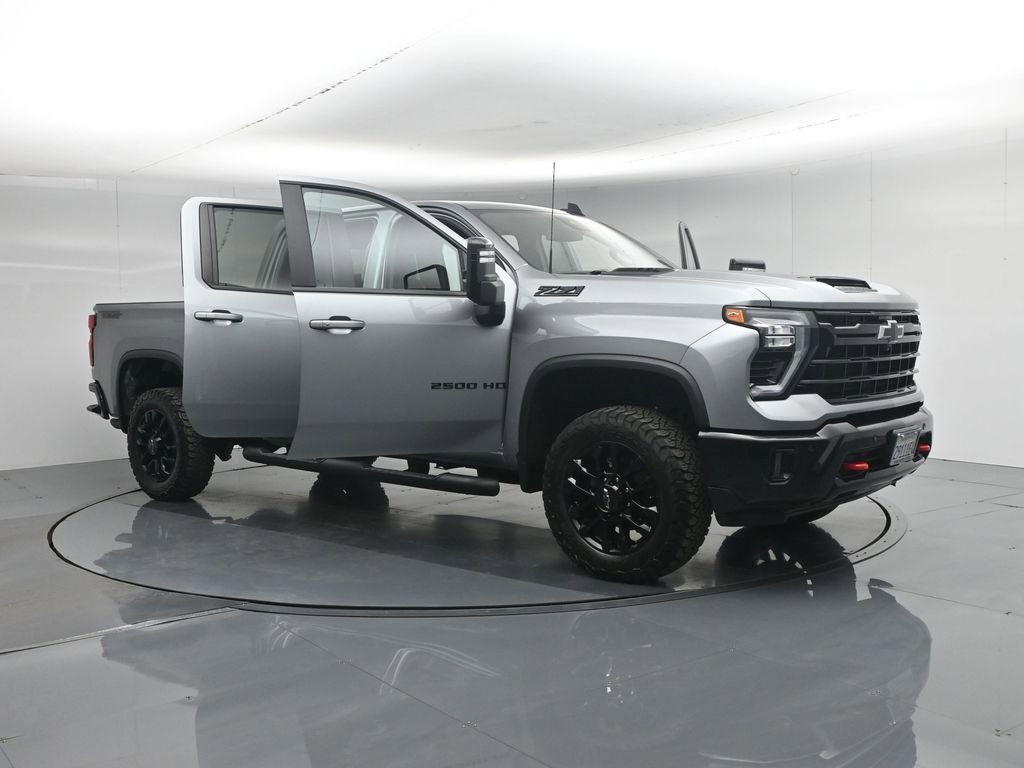 Used 2025 Chevrolet Silverado 2500 LT w/ Trail Boss Package AWD/4WD image 33