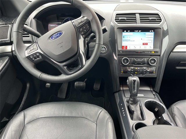 Certified 2018 Ford Explorer XLT w/ Equipment Group 202A image 14