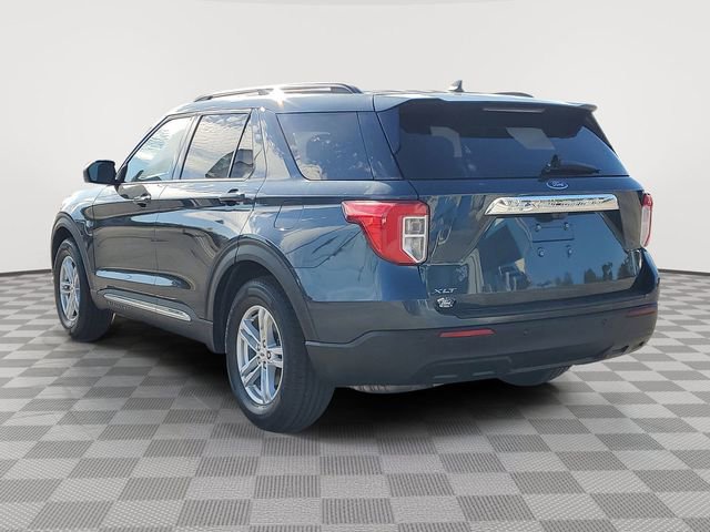 Certified 2022 Ford Explorer XLT image 3
