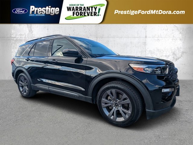 Certified 2022 Ford Explorer XLT w/ Equipment Group 202A image 7