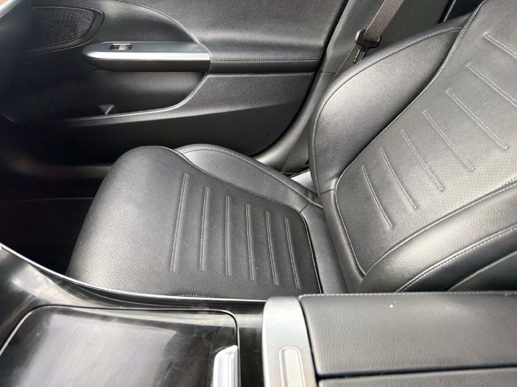 Used 2022 Mercedes-Benz C 300 Sedan image 18