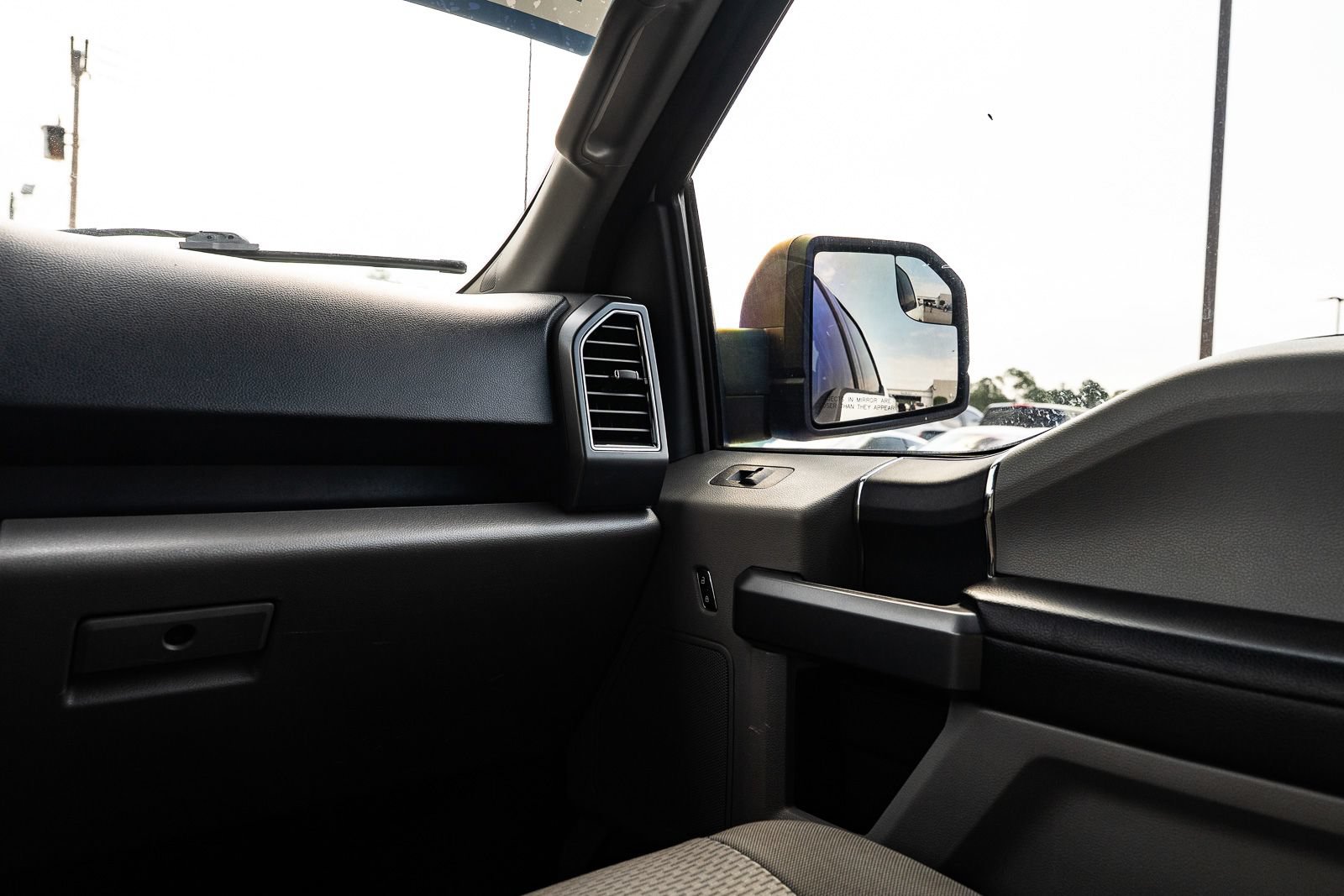 Certified 2019 Ford F150 XLT AWD/4WD image 29