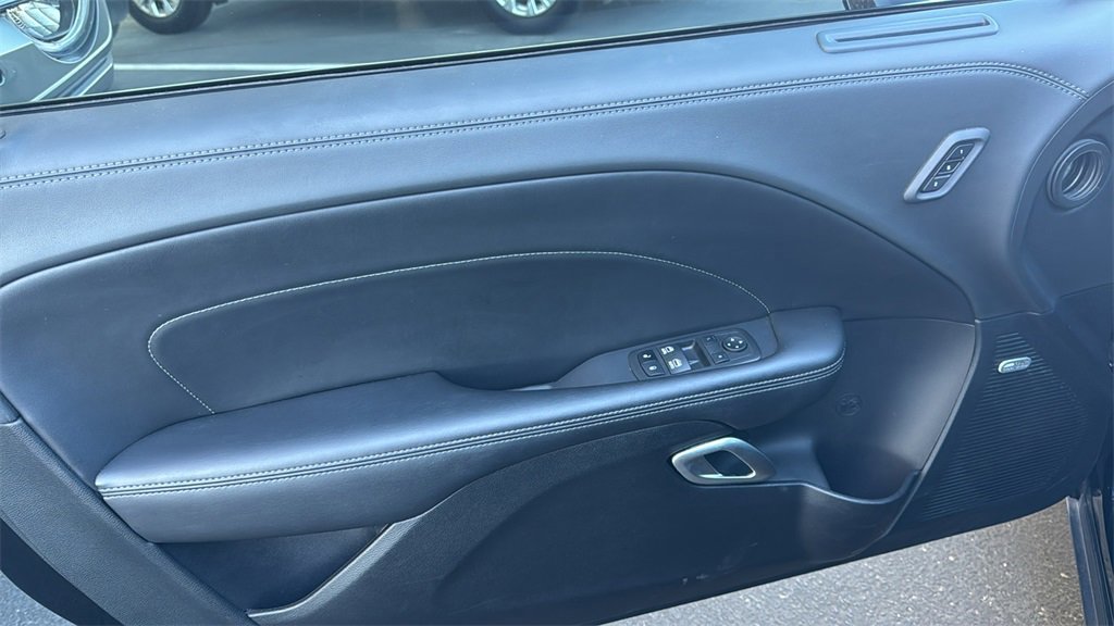 Used 2022 Dodge Challenger R/T Scat Pack w/ Dynamics Package image 19