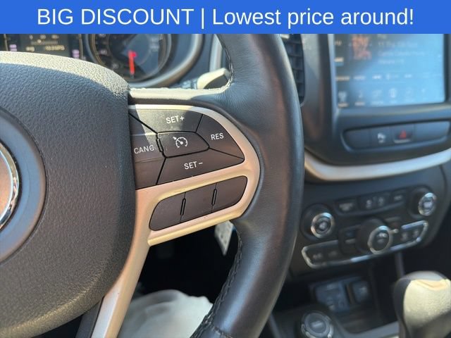 Used 2017 Jeep Cherokee Latitude w/ True North Edition AWD/4WD image 36