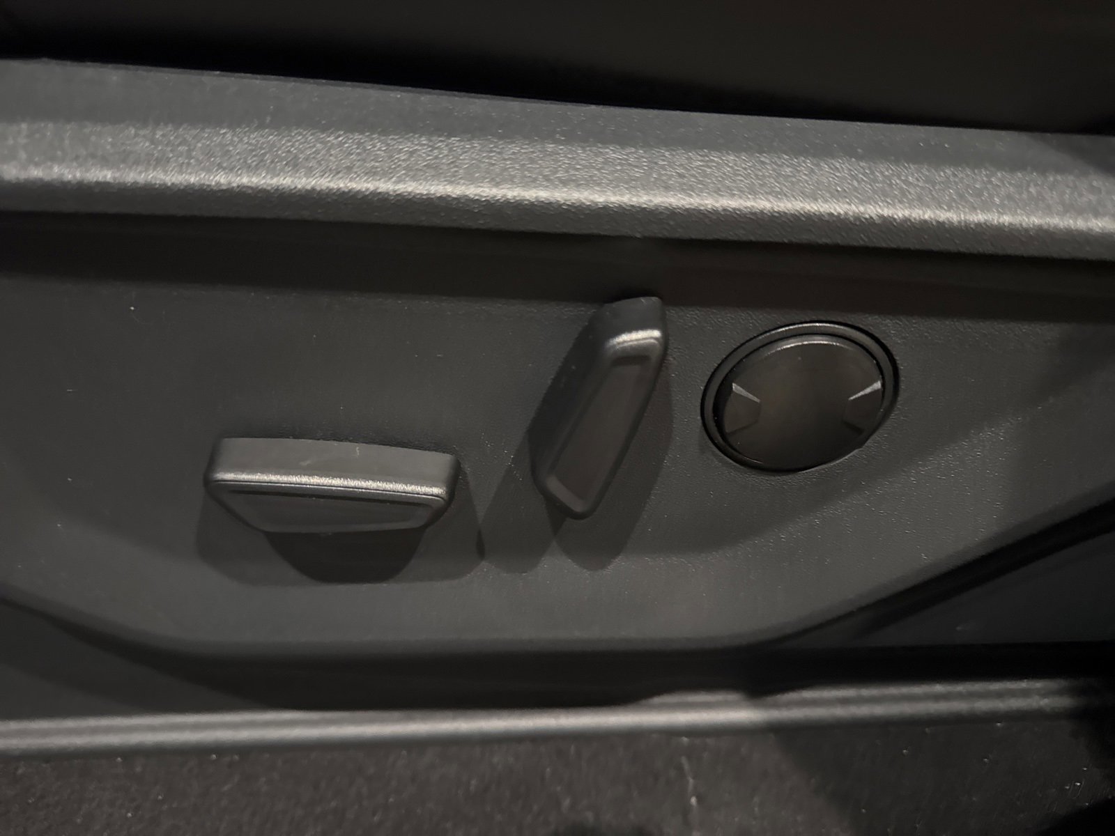 Certified 2025 Ford Expedition Active image 26