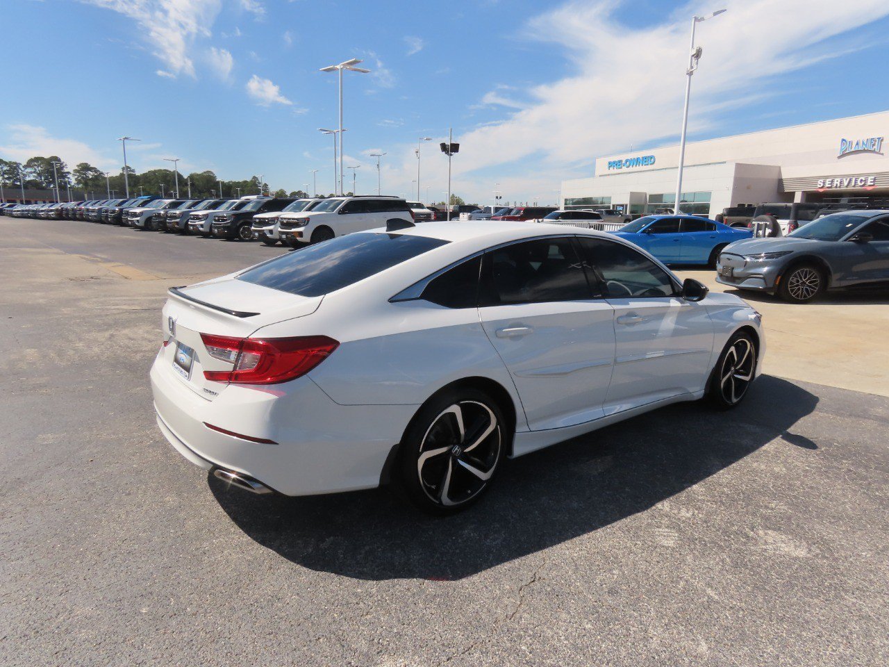 Used 2022 Honda Accord Sport image 11