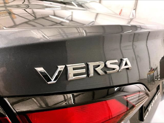 Used 2023 Nissan Versa S FWD image 12