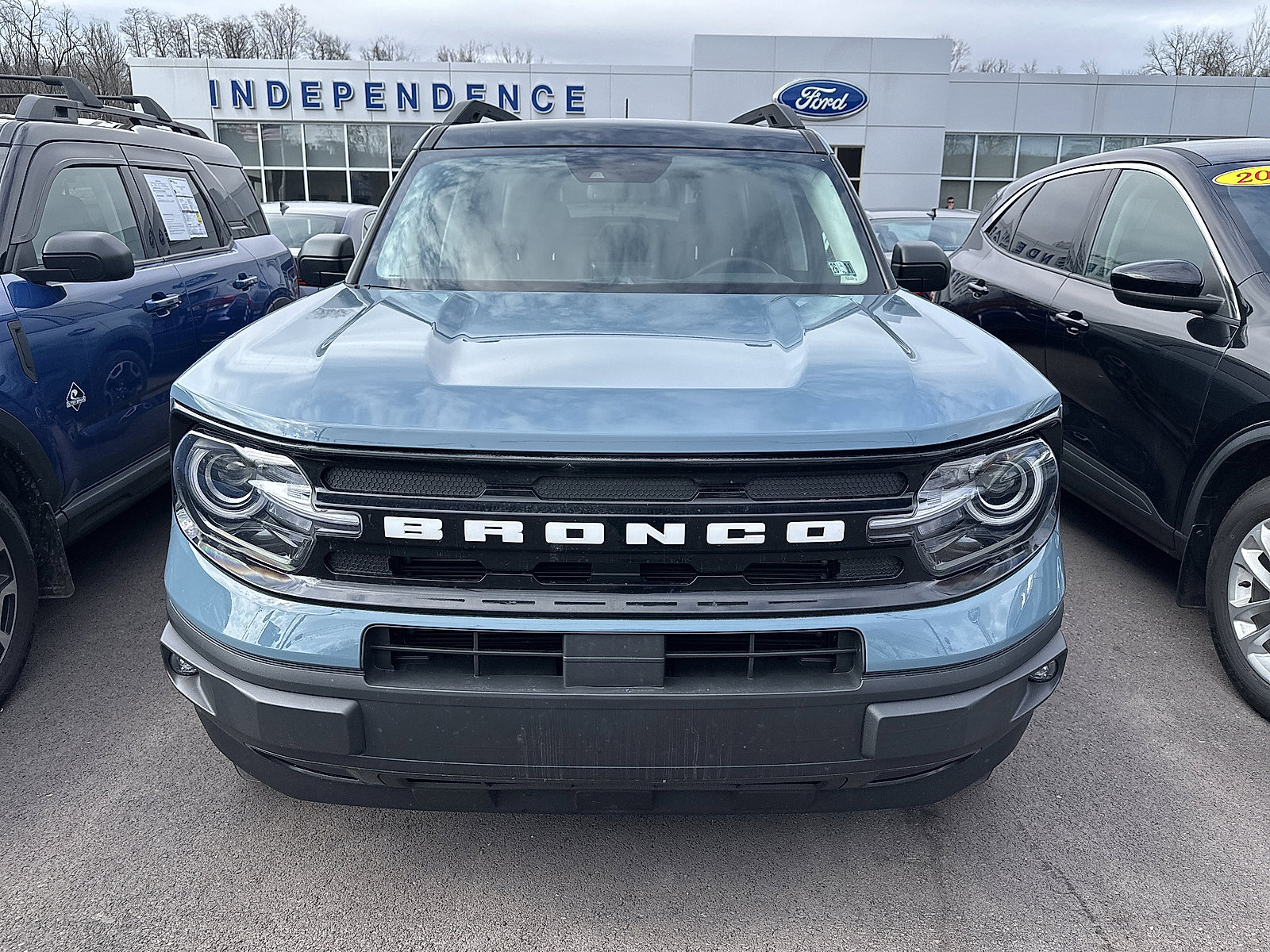 Certified 2023 Ford Bronco Sport Outer Banks w/ Tech Package AWD/4WD image 6