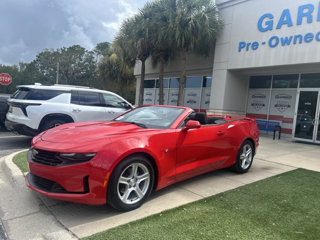 Used 2020 Chevrolet Camaro LT RWD image 6