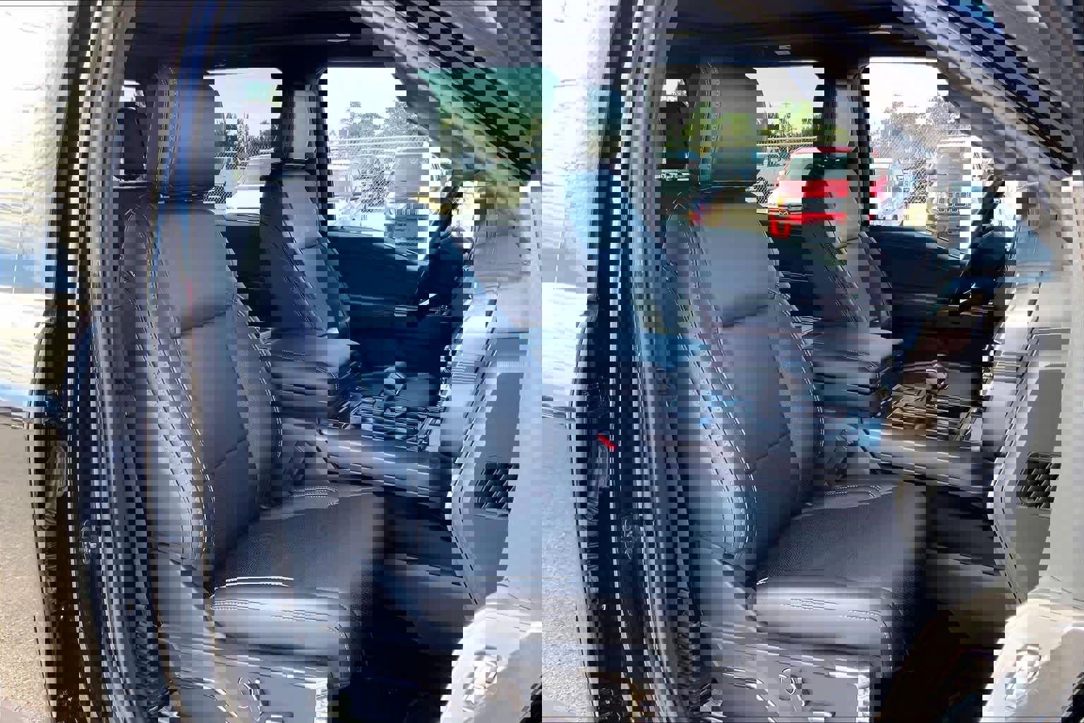 Certified 2024 Ford F150 Lariat w/ Equipment Group 502A High image 11