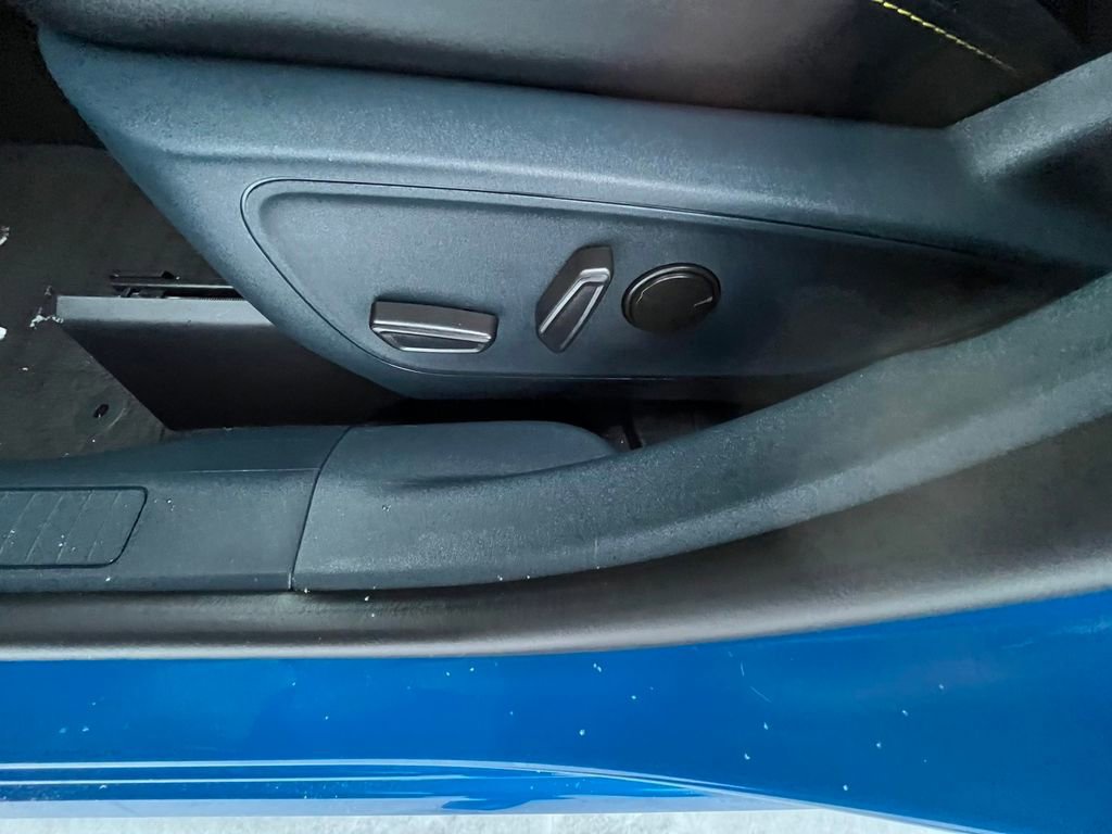 Certified 2025 Ford Maverick Lobo image 11