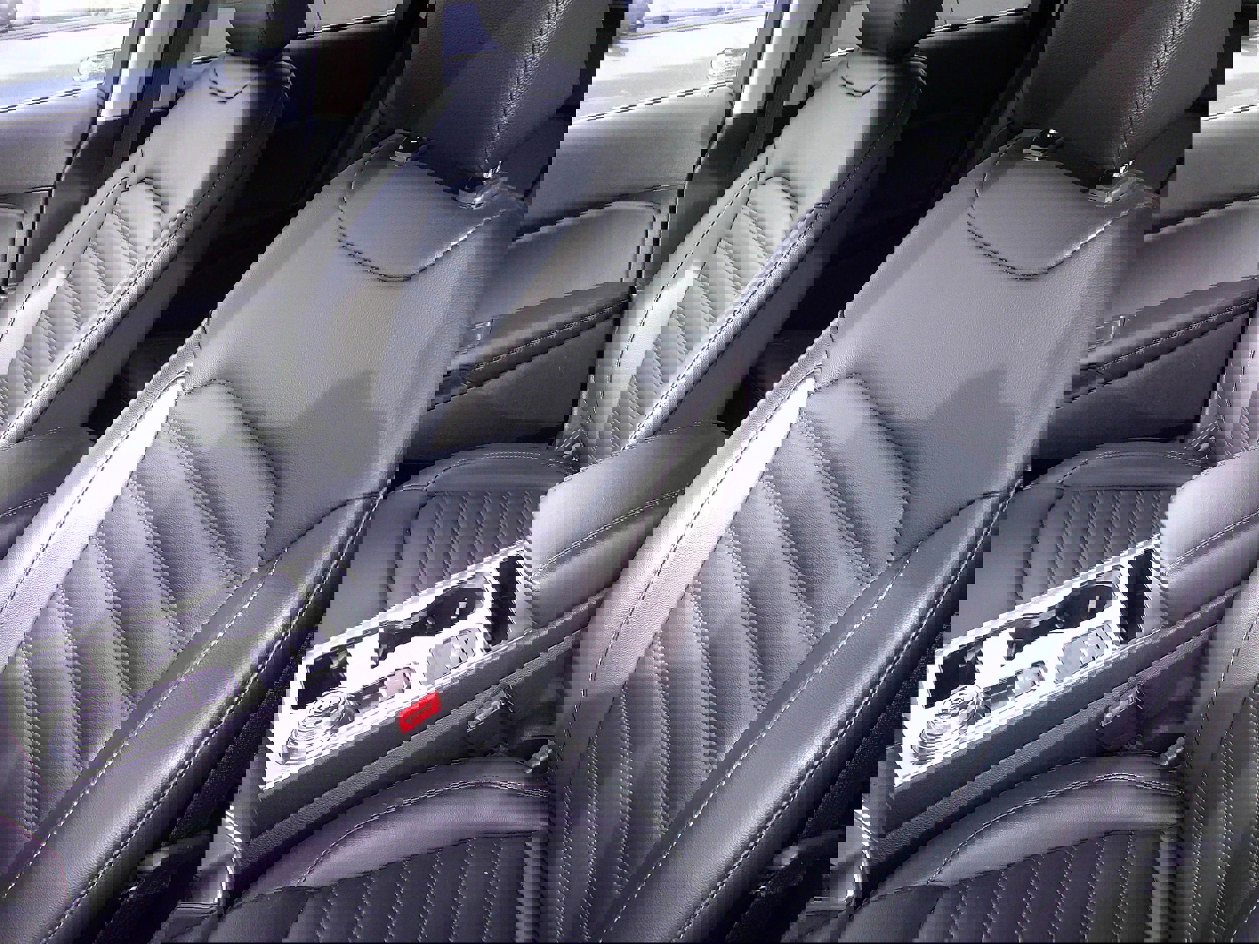 Certified 2024 Ford Edge SEL image 7