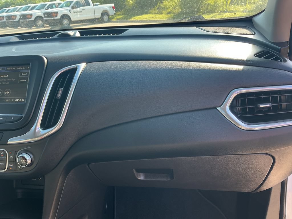 Used 2019 Chevrolet Equinox LT AWD/4WD image 17