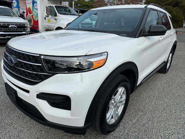 Certified 2023 Ford Explorer XLT image 3