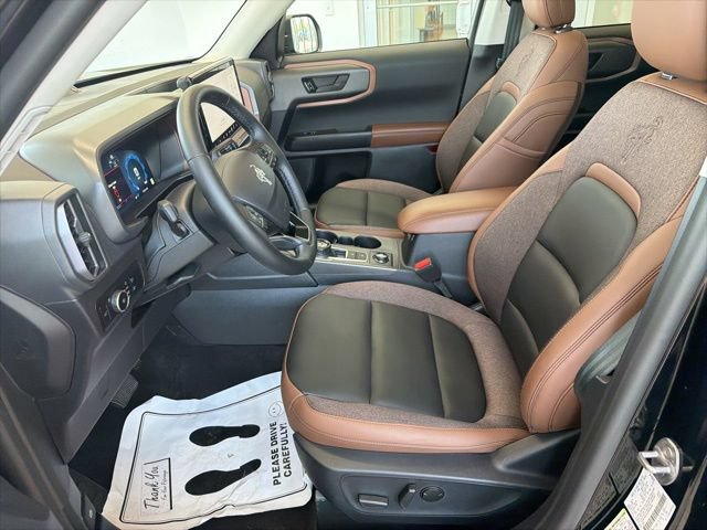 Certified 2025 Ford Bronco Sport Outer Banks w/ Outer Banks Tech Package+ AWD/4WD image 15