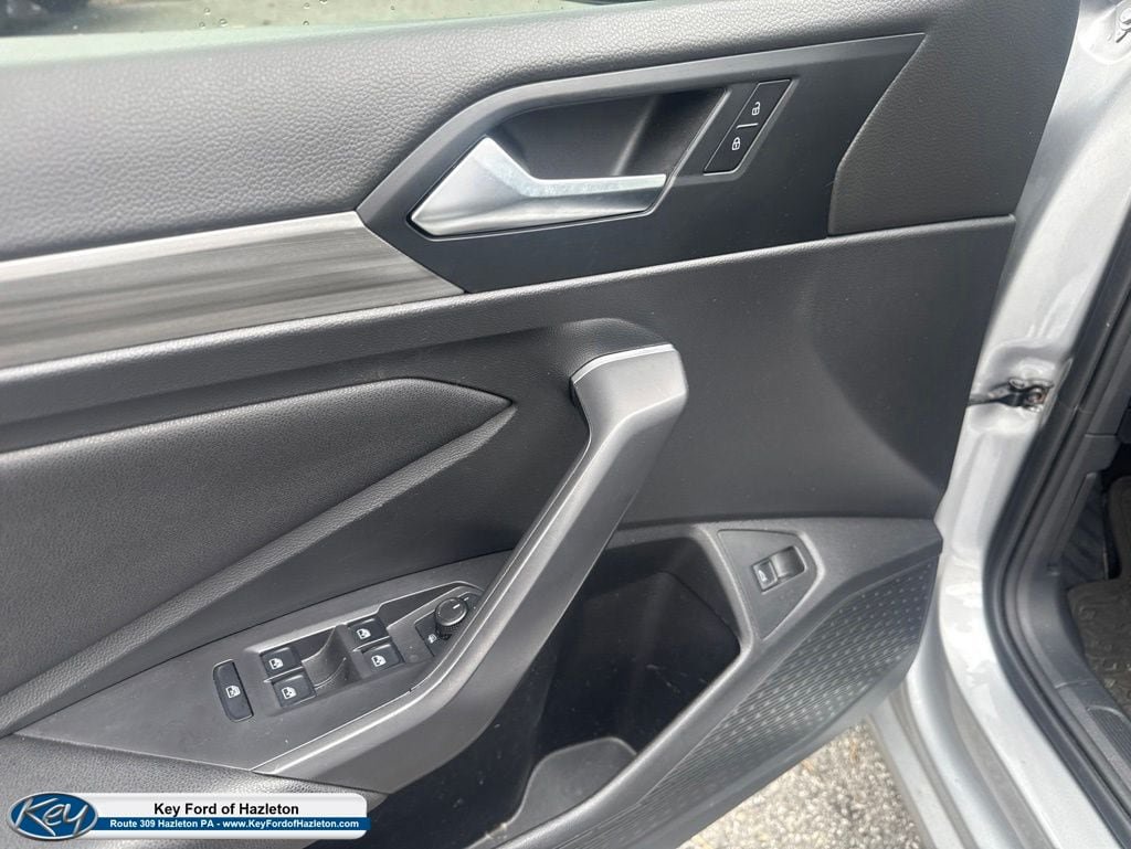 Used 2020 Volkswagen Jetta SEL FWD image 16