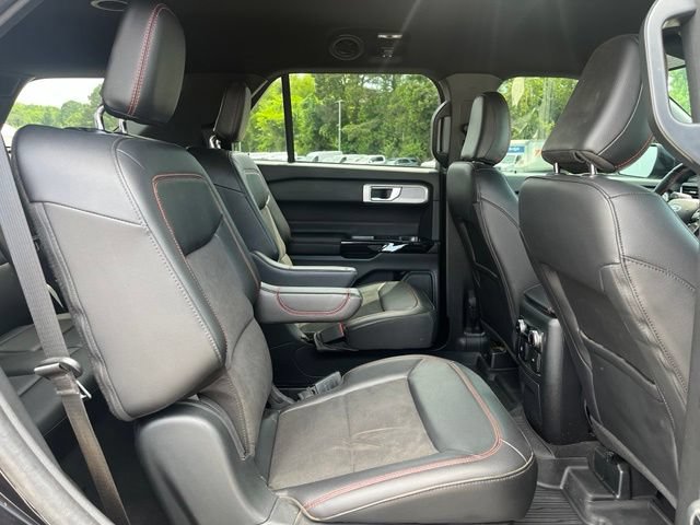 Certified 2023 Ford Explorer ST-Line AWD/4WD image 10