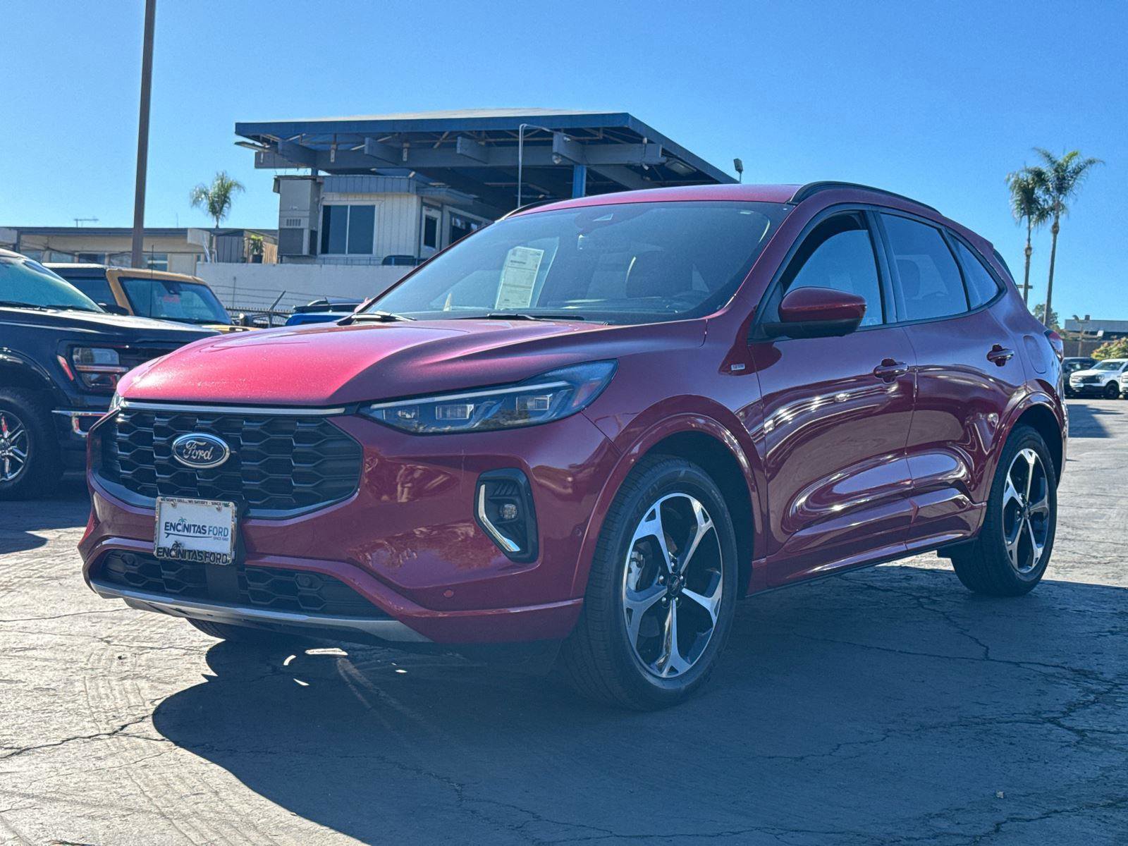 Certified 2023 Ford Escape ST-Line Elite w/ Premium Technology Package image 7