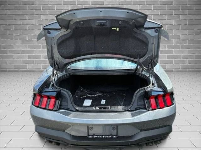 Certified 2025 Ford Mustang GT Premium RWD image 9