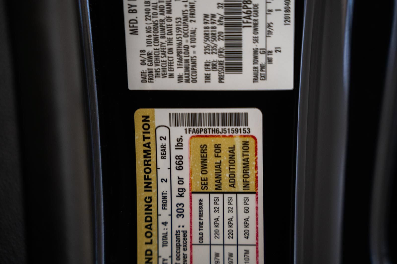 Certified 2018 Ford Mustang Coupe RWD image 36