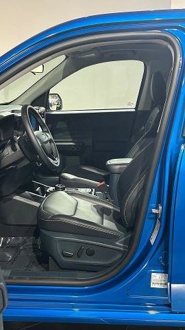 Certified 2025 Ford Maverick Lobo AWD/4WD image 36