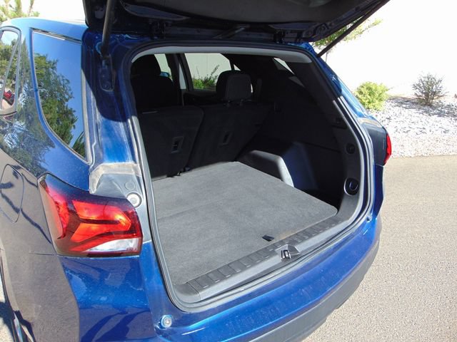 Used 2022 Chevrolet Equinox LS w/ LS Convenience Package AWD/4WD image 23