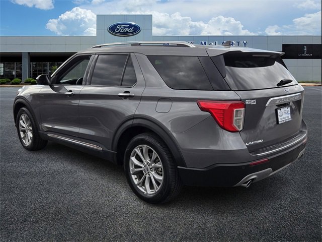 Certified 2024 Ford Explorer Limited image 3