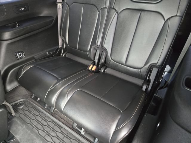 Used 2021 Jeep Grand Cherokee L Limited AWD/4WD image 29