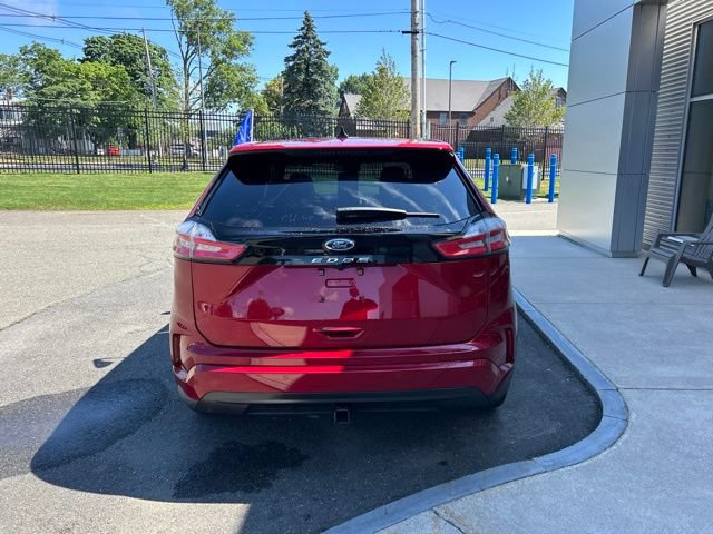Certified 2023 Ford Edge ST-Line w/ Class II Trailer Tow Package AWD/4WD image 6