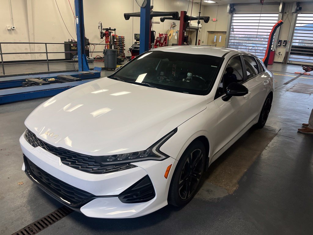 Used 2022 Kia K5 GT-Line AWD/4WD image 2