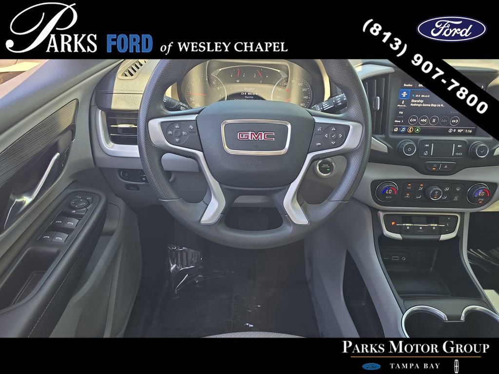 Used 2022 GMC Terrain SLE w/ Driver Convenience Package FWD image 11