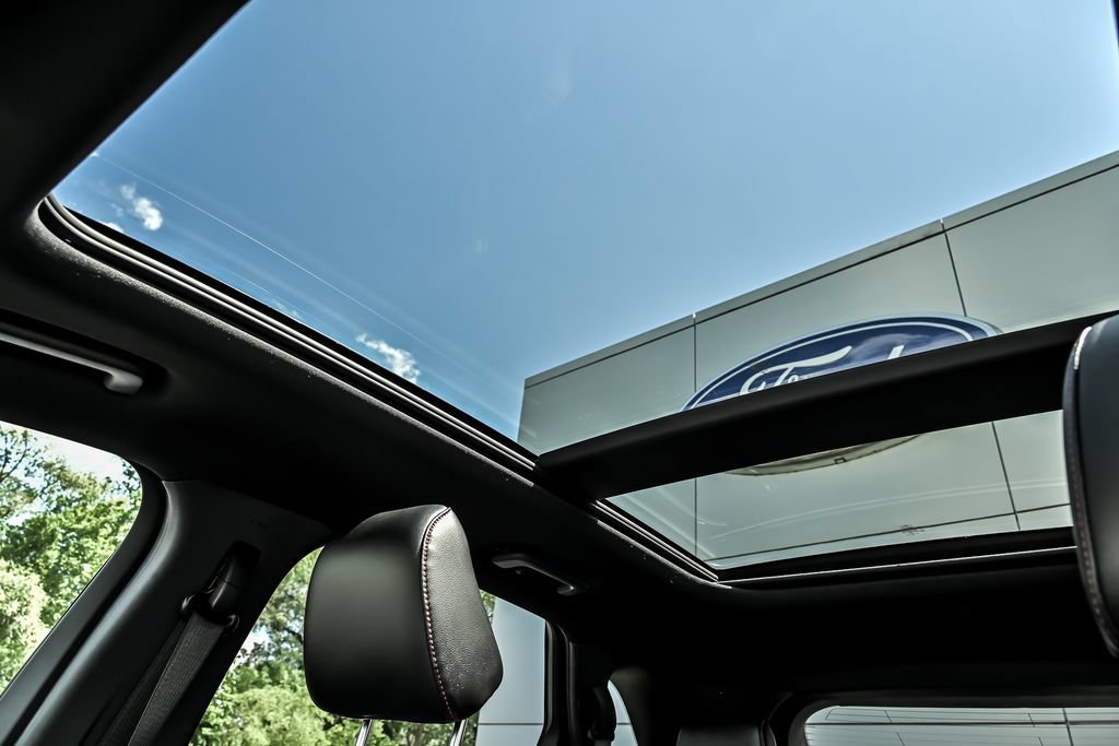 Certified 2023 Ford Edge ST-Line AWD/4WD image 14