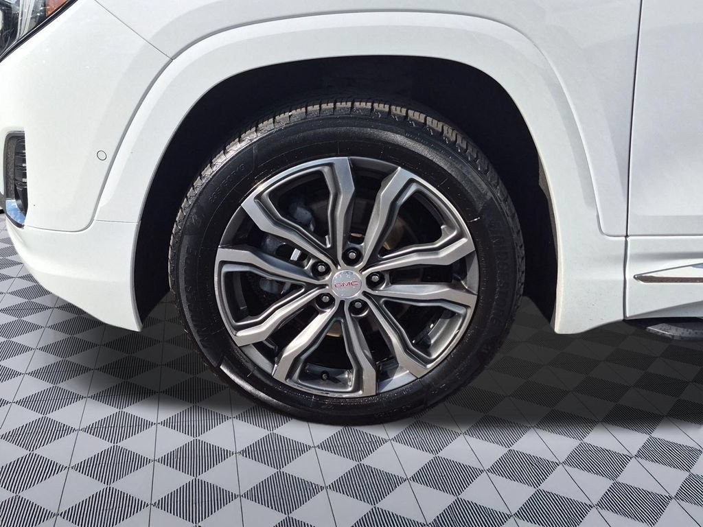Used 2018 GMC Terrain Denali w/ Advanced Safety Package AWD/4WD image 29