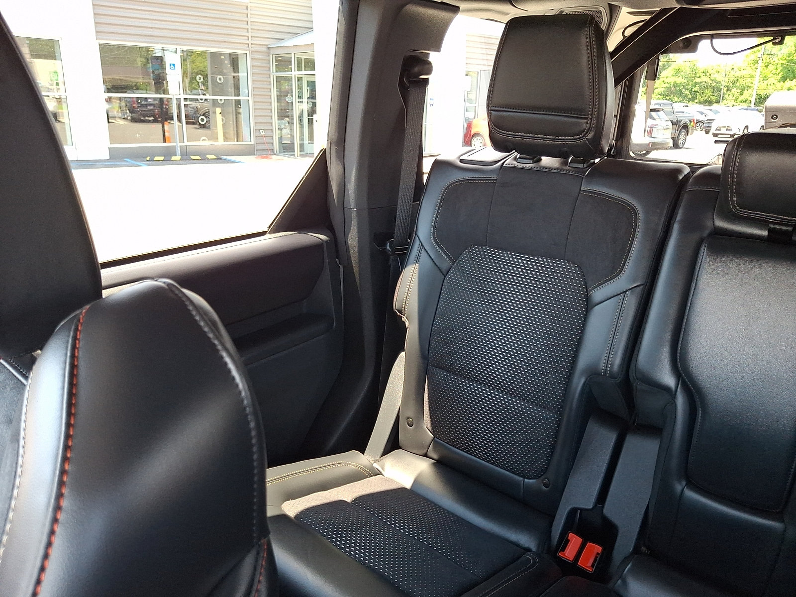 Certified 2025 Ford Bronco Raptor AWD/4WD image 18