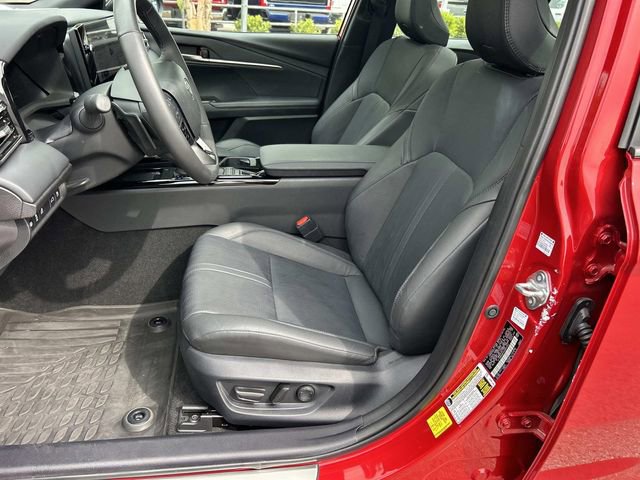 Used 2025 Toyota Camry XSE AWD/4WD image 30