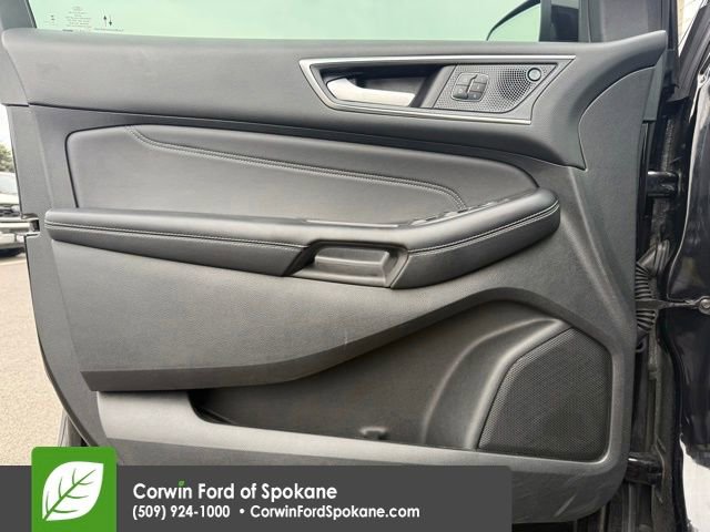 Certified 2024 Ford Edge Titanium w/ Equipment Group 301A AWD/4WD image 22