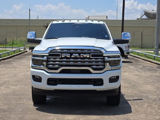 Used 2025 RAM 2500 Limited AWD/4WD image 8
