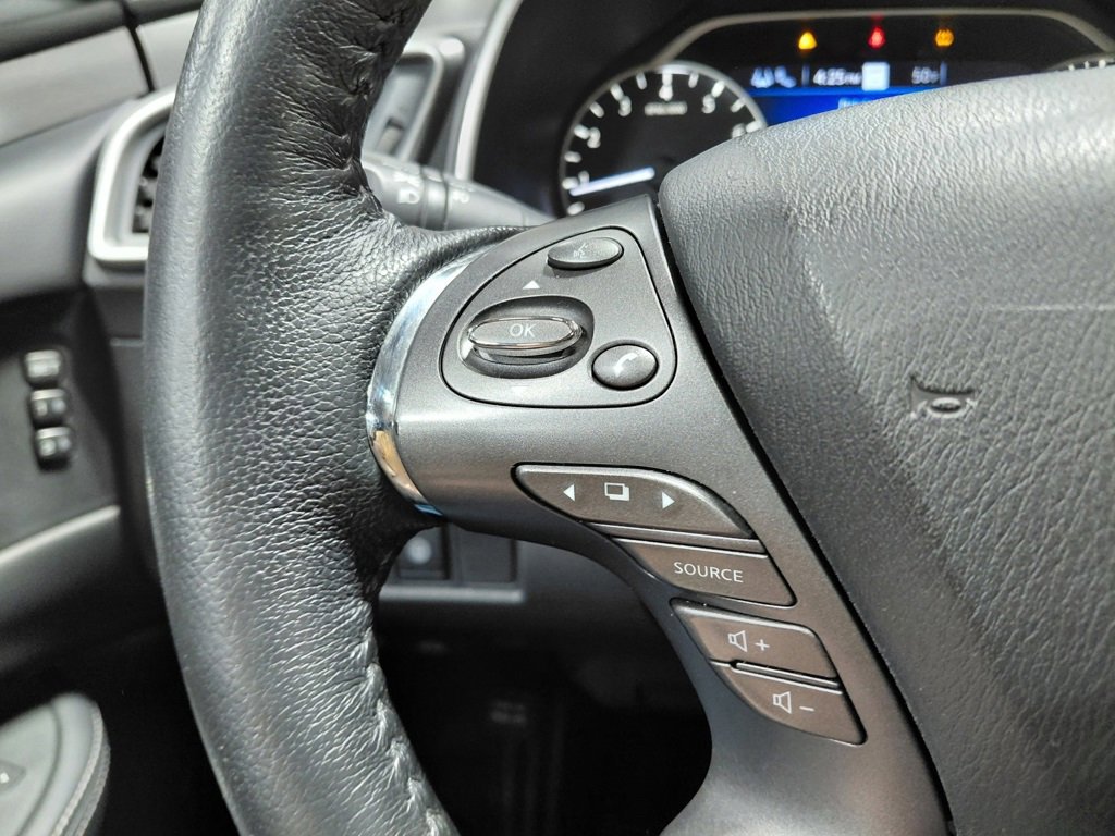 Used 2023 Nissan Murano SL image 36