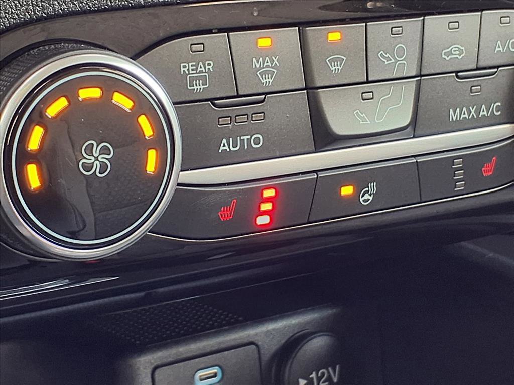 Certified 2022 Ford Escape SE w/ Cold Weather Package image 6