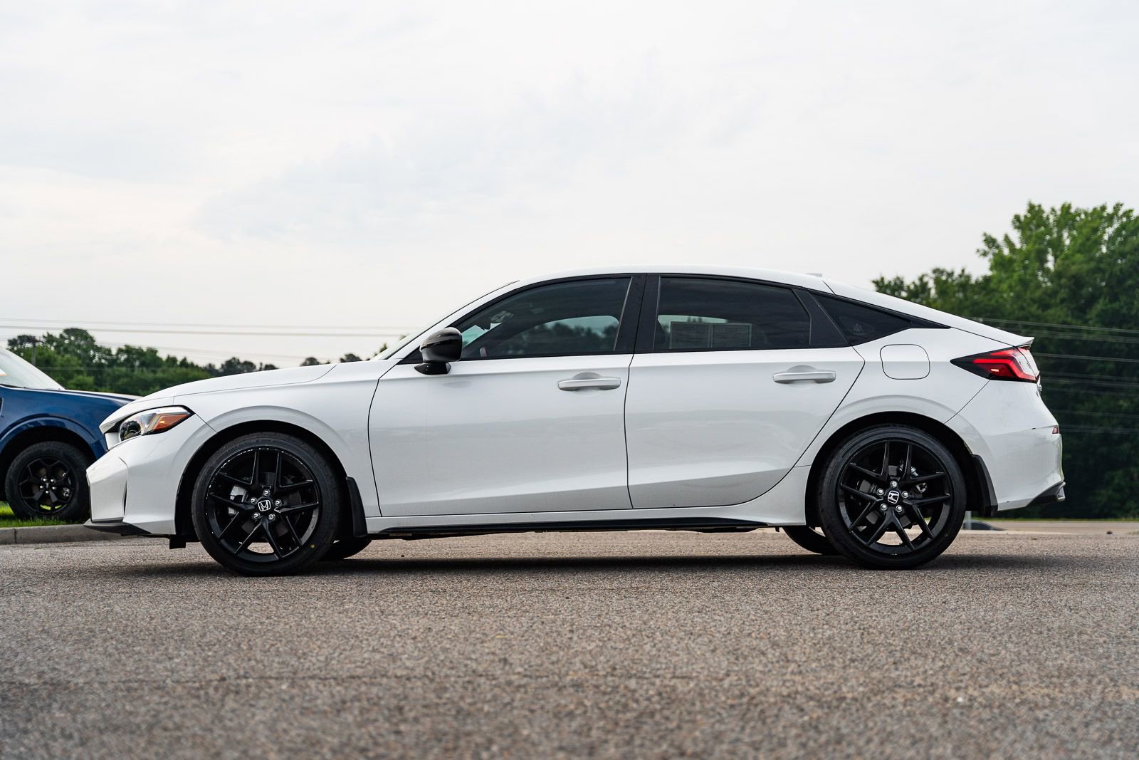 Used 2025 Honda Civic Sport image 4
