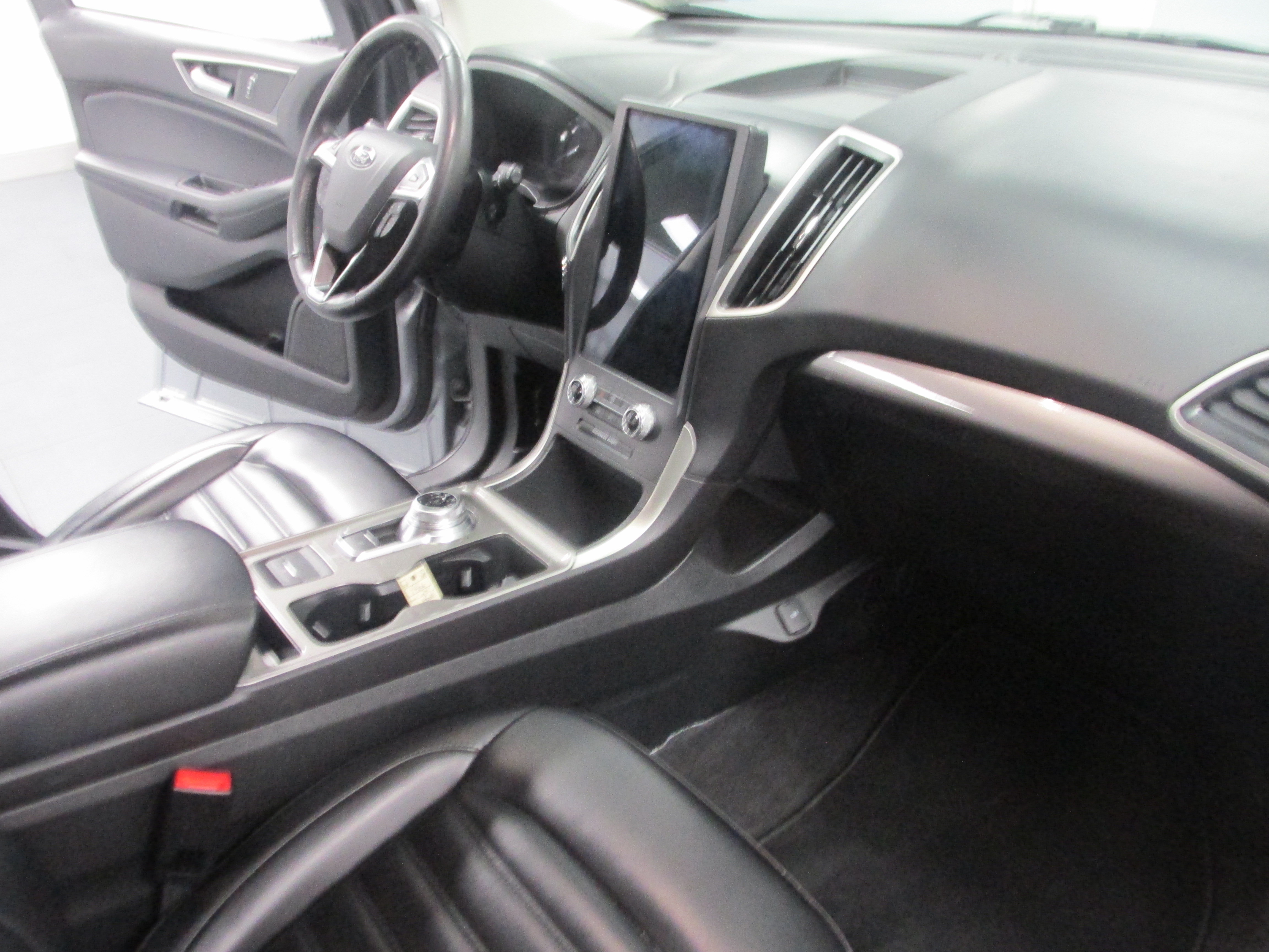 Certified 2024 Ford Edge SEL AWD/4WD image 26