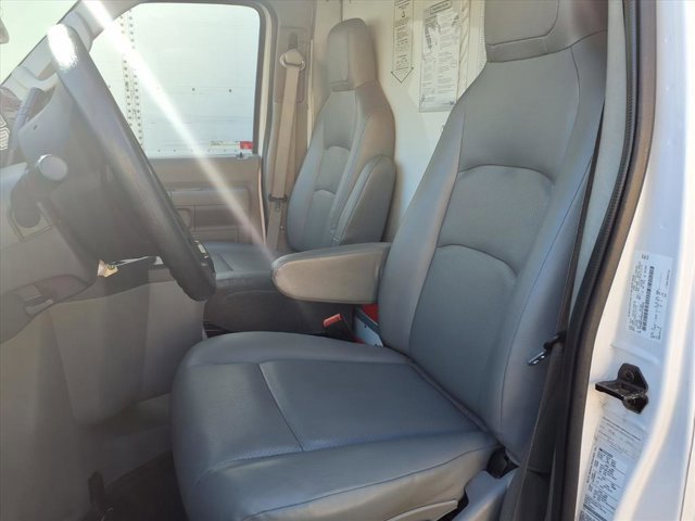 Certified 2022 Ford E-350 and Econoline 350 Super Duty image 9