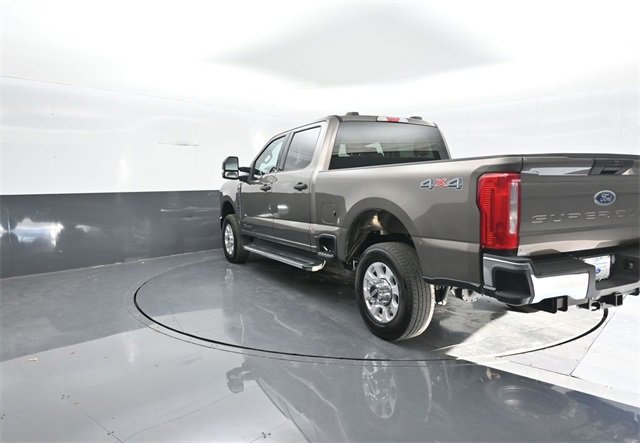 Certified 2023 Ford F350 XLT image 5
